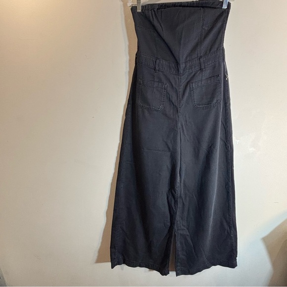 PILCRO Sz 8 The Skipper Jumpsuit Washed Out Smocked Back Wide Leg Strapless NWOT - Picture 3 of 13